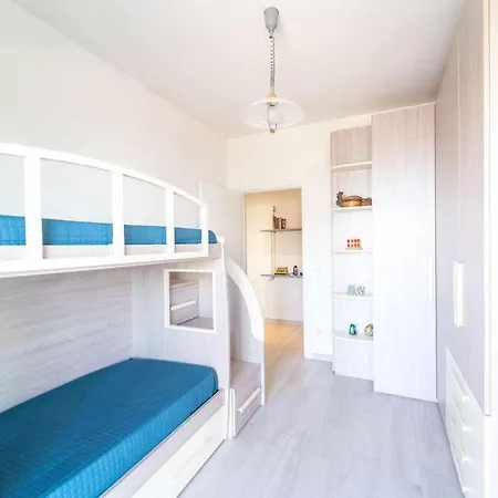 Blue Vibes Apartment